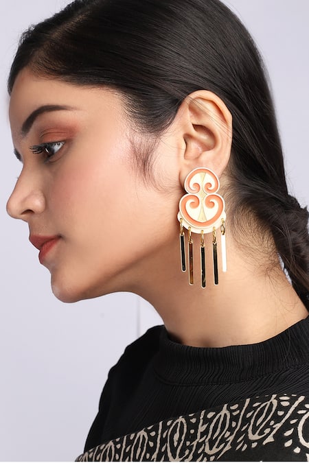 The YV Brand by Yashvi Vanani Peach The Mirror Crown Dangler Earrings 