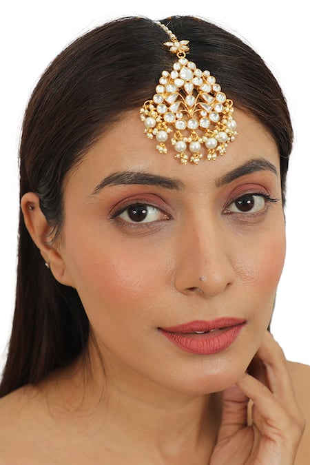 Riana Jewellery Stone Carved Maangtikka 
