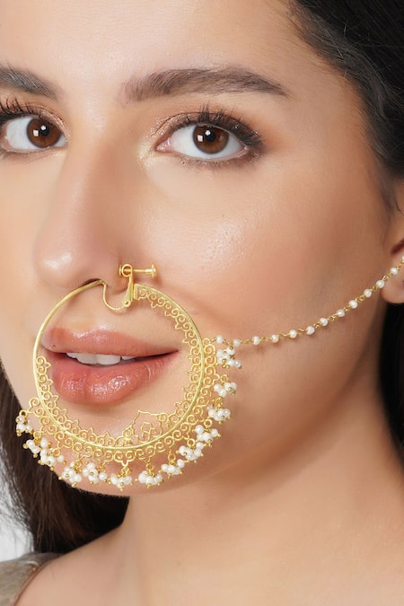 Zariin Pearl Drop Nath 