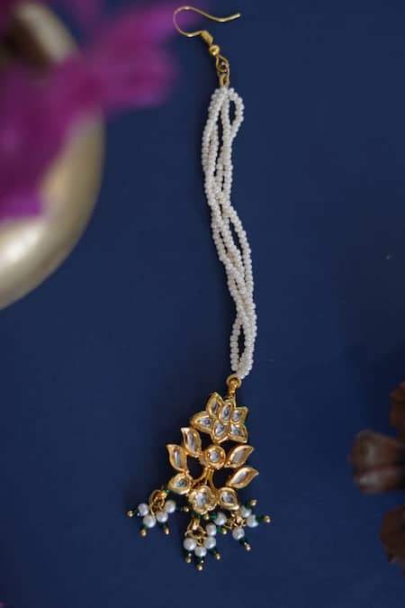 Shop Paisley Pop Gold Plated Kundan Pearls Maangtikka at Aza Fashions Shop_Paisley Pop_Gold Plated Kundan Pearls Maangtikka _at_Aza_Fashions