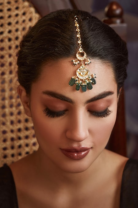 Paisley Pop Green Kundan Maangtikka
 