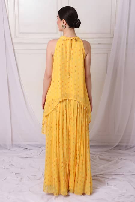 Bha Sha Embroidered Tunic & Lehenga Set 