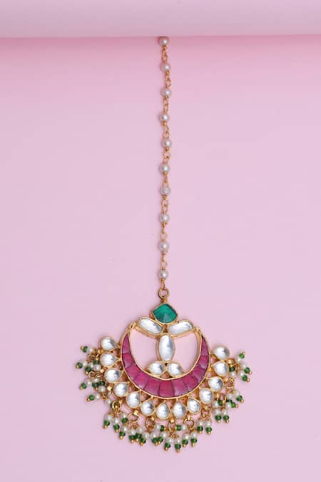 Shop Namasya Gold Plated Kundan Crescent Moon Maangtikka at Aza Fashions Shop_Namasya_Gold Plated Kundan Crescent Moon Maangtikka _at_Aza_Fashions