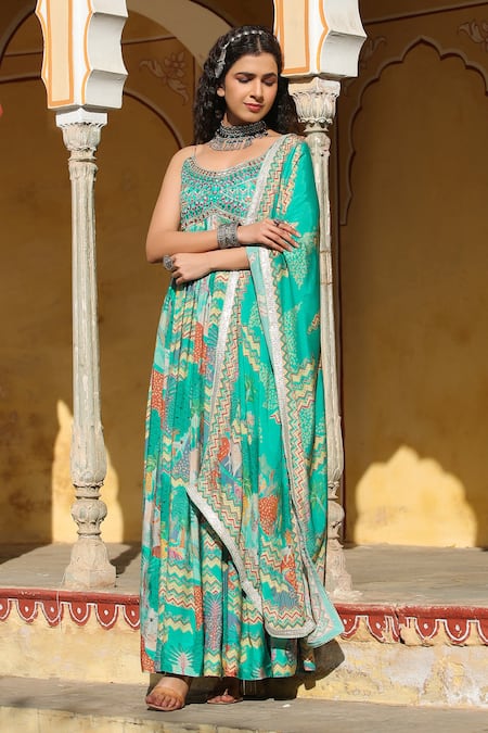 BAIRAAS Green Anarkali- Muslin Printed Jungle Scoop Neck With Dupatta 