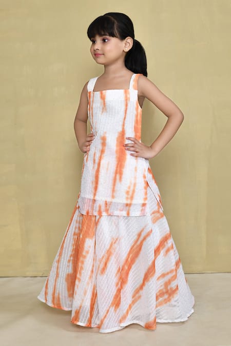 Petite Pomme_White Cotton, Georgette Sequins Tie Dye Pattern Kurta With Lehenga _at_Aza_Fashions