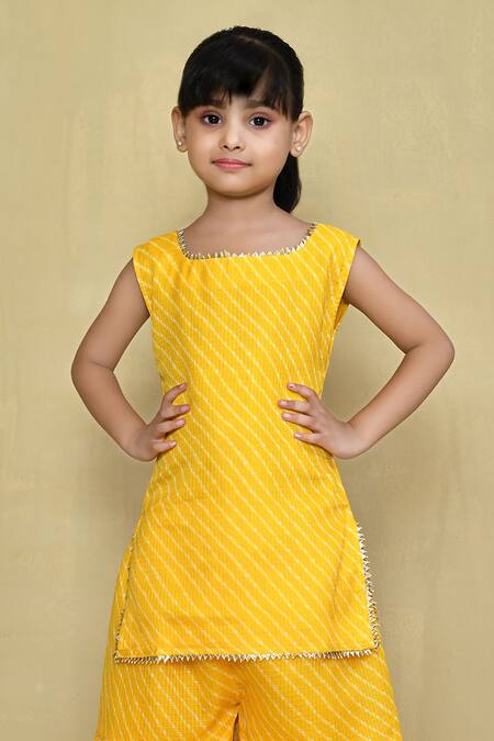 Petite Pomme_Yellow Kota Doria, Cotton Patti Leheriya Pattern Kurta With Gharara _Online_at_Aza_Fashions