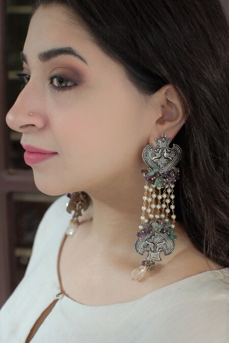 Heer-House Of Jewellery Silver Plated Pearls Sitaara Carved Earrings