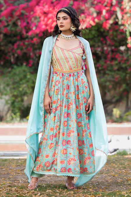 Shop_Bairaas_Green Muslin, Chiffon Tassels V-neck Floral Pattern Kurta Pant Set_at_Aza_Fashions