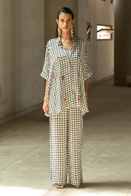 Buy_Aapro_Black Silk Embroidery Collared Laurel Block Print Shirt And Pant Set_Online_at_Aza_Fashions