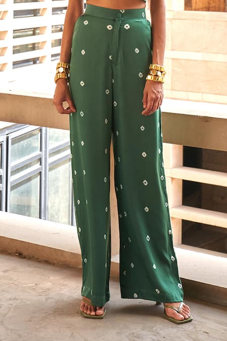 Aapro Green Modal, Satin Embroidery Stella Bandej Sleeveless Waistcoat And Pant Set Online at Aza Fashions Aapro_Green Modal, Satin Embroidery Stella Bandej Sleeveless Waistcoat And Pant Set _Online_at_Aza_Fashions