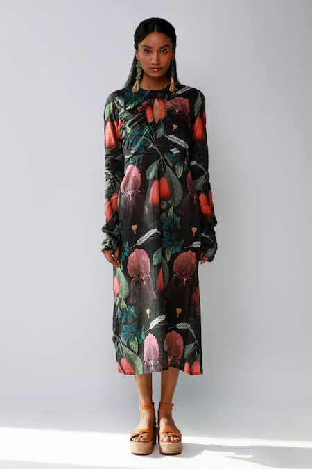 Ekastories Black 100% Mul Cotton Printed Floral Round Iris Wheat Dress 