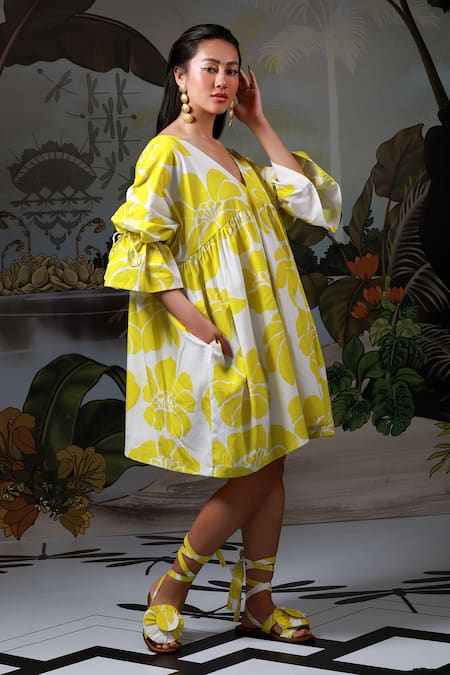 Ekastories Green Cotton V-neck Sonder Floral Print Dress