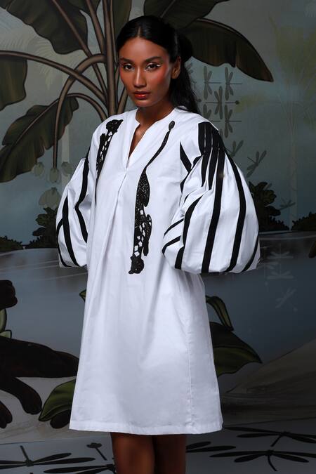 Ekastories_White Cotton Embroidery Mandarin Collar Panther Dress_Online_at_Aza_Fashions