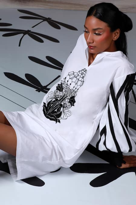 Buy Ekastories White Cotton Embroidery Mandarin Collar Durian Hexad Dress Online at Aza Fashions Buy_Ekastories_White Cotton Embroidery Mandarin Collar Durian Hexad Dress_Online_at_Aza_Fashions