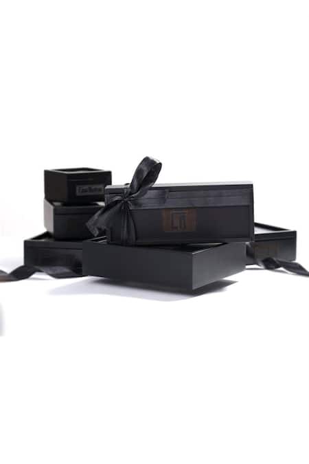 Shop Cosa Nostraa Grey Divine Lotus Buttons - Set Of 5 Online at Aza Fashions Shop_Cosa Nostraa_Grey Divine Lotus Buttons - Set Of 5 _Online_at_Aza_Fashions