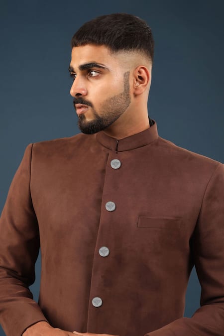 Shop Cosa Nostraa Silver Flying Wonder Carved Buttons - Set Of 5 at Aza Fashions Shop_Cosa Nostraa_Silver Flying Wonder Carved Buttons - Set Of 5 _at_Aza_Fashions