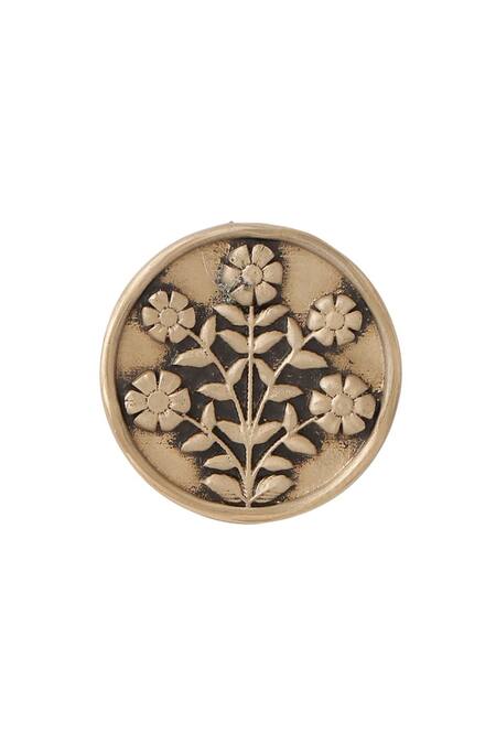 Buy Cosa Nostraa Gold Eternal Garden Buttons - Set Of 5 Online at Aza Fashions Buy_Cosa Nostraa_Gold Eternal Garden Buttons - Set Of 5 _Online_at_Aza_Fashions