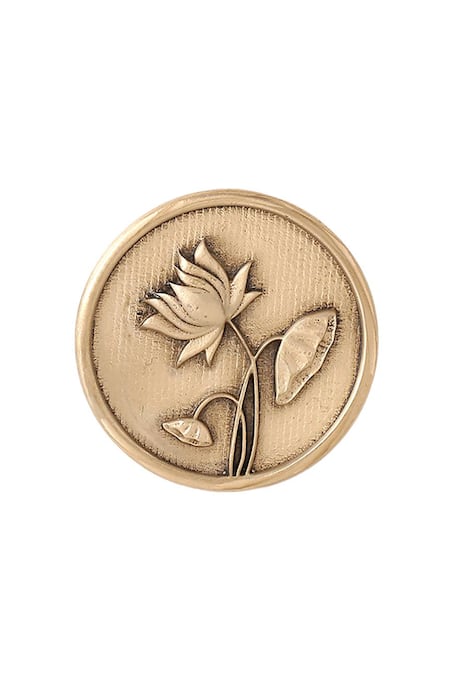 Buy Cosa Nostraa Gold Lotus Buttons - Set Of 7 Online at Aza Fashions Buy_Cosa Nostraa_Gold Lotus Buttons - Set Of 7 _Online_at_Aza_Fashions