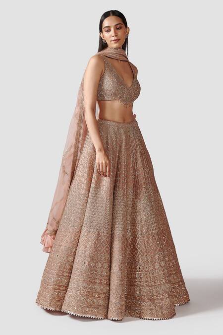 Swati Narula Peach Dupatta Net, Lehenga And Blouse Organza Nasrin Embroidered Bridal Set Online at Aza Fashions Swati Narula_Peach Dupatta Net, Lehenga And Blouse Organza Nasrin Embroidered Bridal Set _Online_at_Aza_Fashions