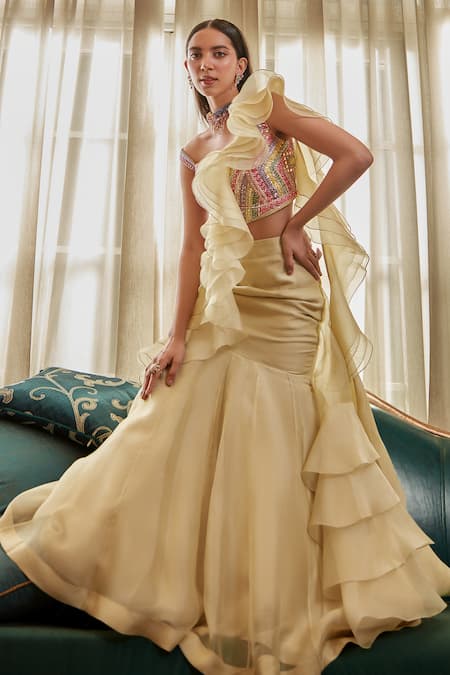 Shop_Swati Narula_Ivory Organza Mirror Work Fayruz Ruffled Pre-draped Saree With Blouse _Online_at_Aza_Fashions