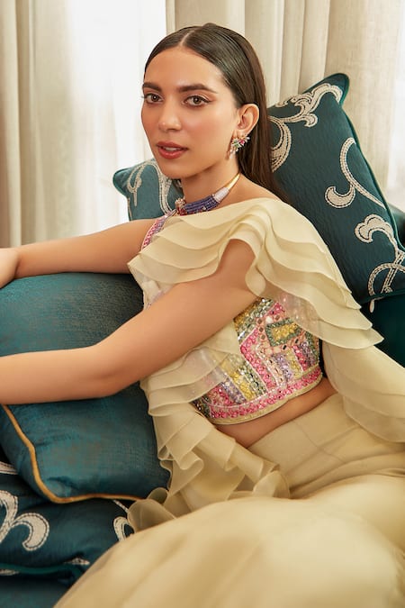 Swati Narula_Ivory Organza Mirror Work Fayruz Ruffled Pre-draped Saree With Blouse _at_Aza_Fashions