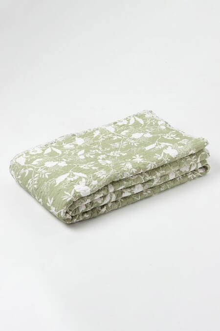 Buy_Vvyom By Shuchita_Beige Shell 100% Bahaarloom Reversible Bed Cover With Pillow - 2 Pcs_Online_at_Aza_Fashions