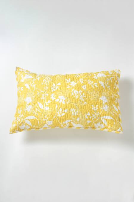 Buy_Vvyom By Shuchita_Yellow Shell And Filler 100% Cotton Bahaarbloom Marigold Reversible Bedcover Set_Online_at_Aza_Fashions