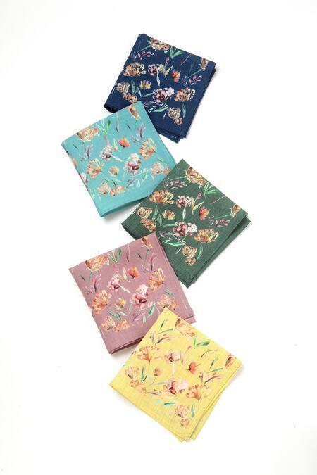 Vvyom By Shuchita_Green 30% 70% Soundarya Botanical Napkins 4 Pcs Set_Online_at_Aza_Fashions