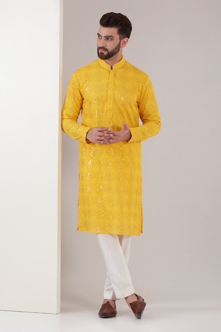 Kasbah Chikankari Floral Embroidered Kurta With Pant 