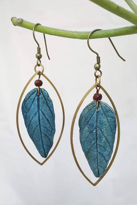 fcity.in - Flunexx Boho Chic Brilliance Metallic Leaf Earrings Geometric  Gold