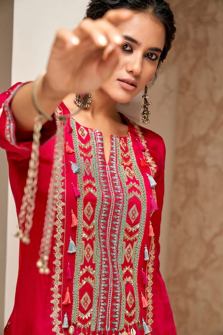 Aditi Somani Pink Cotton, Linen Sequins, Tassels, Beads Split Embroidered Kurta And Pant Set Online at Aza Fashions Aditi Somani_Pink Cotton, Linen Sequins, Tassels, Beads Split Embroidered Kurta And Pant Set _Online_at_Aza_Fashions