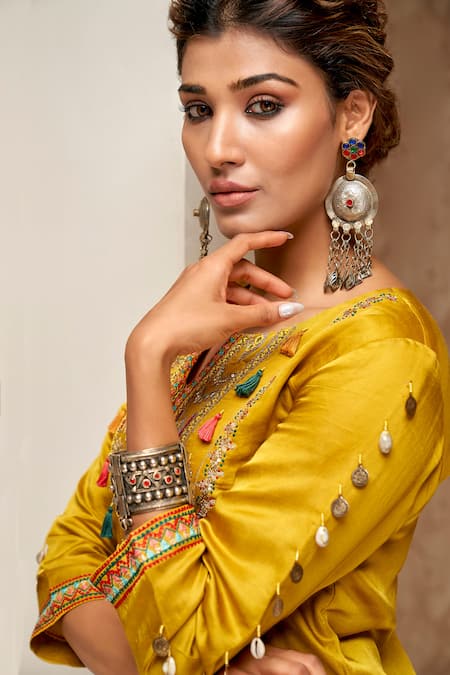 Aditi Somani Yellow Cotton, Linen Tassels, Beads Split Zari Embroidered Kurta And Pant Set Online at Aza Fashions Aditi Somani_Yellow Cotton, Linen Tassels, Beads Split Zari Embroidered Kurta And Pant Set _Online_at_Aza_Fashions