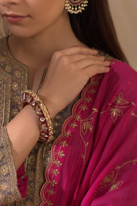 Buy Kaari Gold Plated Pearl, Ruby, Vellore Polki Kada - Single Pc at Aza Fashions Buy_Kaari_Gold Plated Pearl, Ruby, Vellore Polki Kada - Single Pc_at_Aza_Fashions