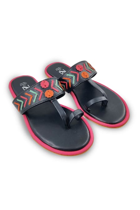 The Madras Trunk_Black Handcrafted Leather Kolhapuri Flats _Online_at_Aza_Fashions