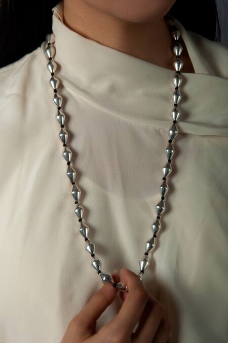 Buy Neeta Boochra Silver Plated Thread, Dholki Strewn Necklace at Aza Fashions Buy_Neeta Boochra_Silver Plated Thread, Dholki Strewn Necklace_at_Aza_Fashions