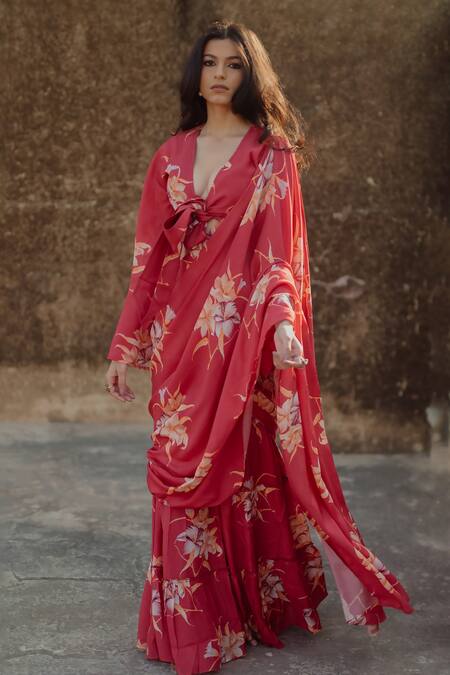 Buy_Baaro Masi_Red Cotton, Muslin Embroidery Plunge Florette Print Pre-draped Saree With Blouse _Online_at_Aza_Fashions