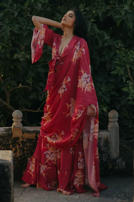 Shop_Baaro Masi_Red Cotton, Muslin Embroidery Plunge Florette Print Pre-draped Saree With Blouse _Online_at_Aza_Fashions