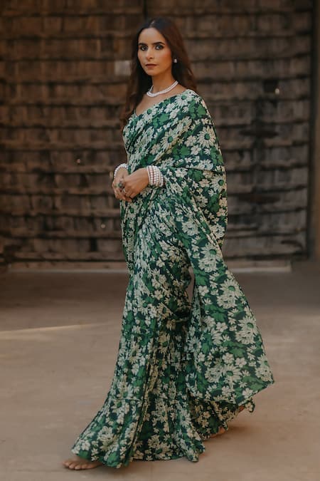 BAARO MASI_Green Modal, Cotton Sweetheart Neck Botanical Print Pre-draped Saree Set _Online_at_Aza_Fashions