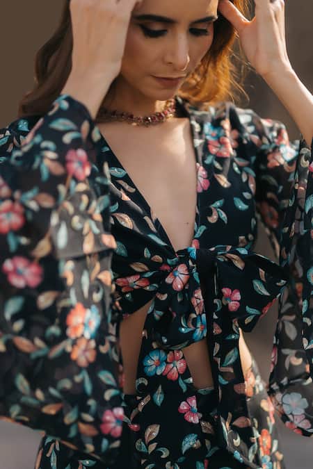 Baaro Masi Black Velvet, Cotton, Organza Fringe Plunge Neck Bouquet Print Lehenga Set Online at Aza Fashions Baaro Masi_Black Velvet, Cotton, Organza Fringe Plunge Neck Bouquet Print Lehenga Set _Online_at_Aza_Fashions