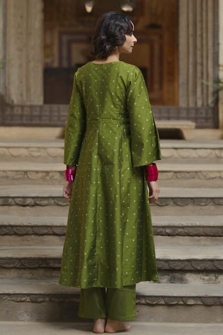 Baaro Masi Green Brocade Vintage Pattern Anarkali Set 