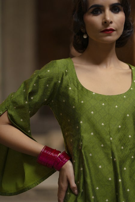 Buy_Baaro Masi_Green Cotton, Organza, Brocade Zari, Tassels Round Vintage Pattern Anarkali Set _Online_at_Aza_Fashions