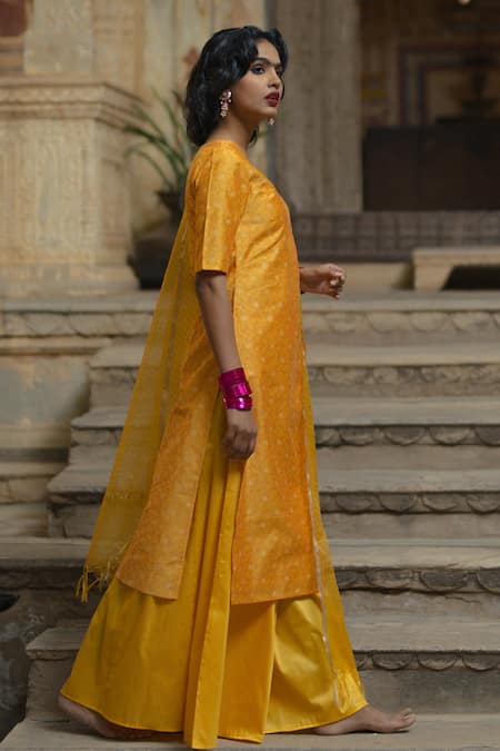 Baaro Masi_Yellow Brocade, Organza, Cotton Zari V-neck Floral Jaal Pattern Kurta Set _Online_at_Aza_Fashions
