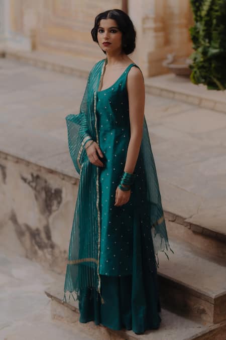 Baaro Masi Green Brocade, Cotton, Organza Zari Scoop Neck Vintage Pattern Kurta Skirt Set Online at Aza Fashions Baaro Masi_Green Brocade, Cotton, Organza Zari Scoop Neck Vintage Pattern Kurta Skirt Set _Online_at_Aza_Fashions