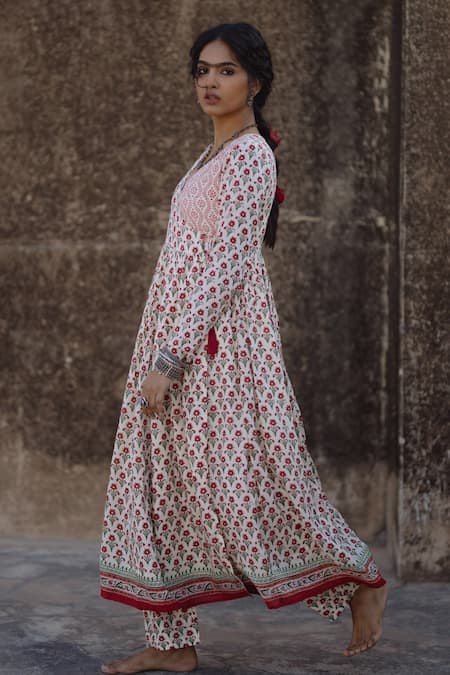 Baaro Masi_Red Chanderi, Muslin Embroidery, Tassels Floral Print Anarkali Trouser Set _Online_at_Aza_Fashions