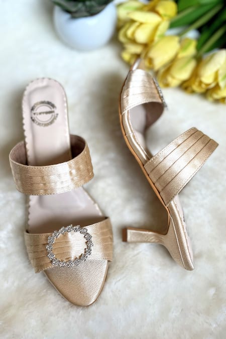 Amazon.com: Diamond Strap High Heels New Solid Color Square Toe Large Size  Design Ladies Fashion Sandals Women's Slides Sandals (Black, 7) : Clothing,  Shoes & Jewelry