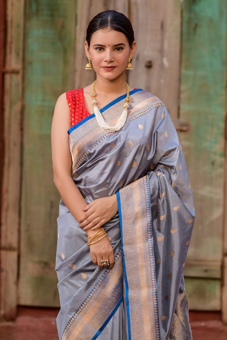 Buy_Naaritva India_Gray Kota Doria Zari Leaf Pattern Banarasi Saree With Running Blouse_Online_at_Aza_Fashions