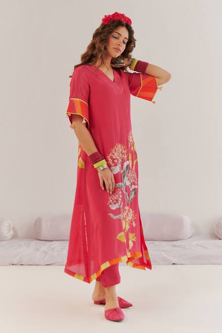 Shop 172 Threads Fuchsia Crepe Printed Floral V Neck Kaftan And Pant Set at Aza Fashions Shop_172 Threads_Fuchsia Crepe Printed Floral V Neck Kaftan And Pant Set_at_Aza_Fashions