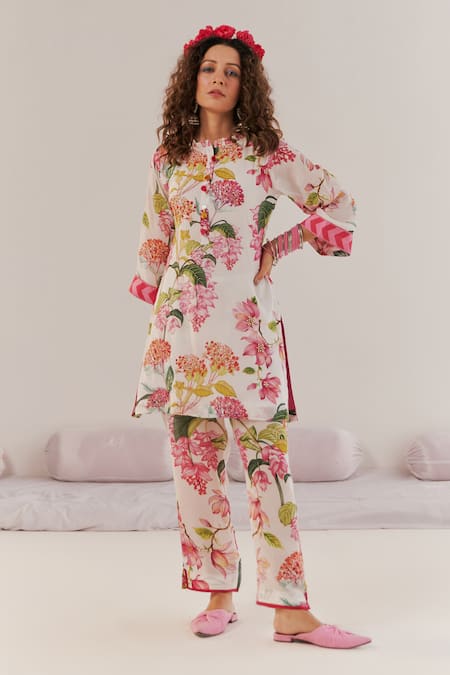 172 THREADS Floral Print Kurta & Straight Pant Set 