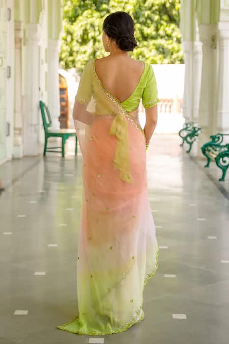 Geroo Jaipur Embroidered Shaded Saree With Unstitched Blouse Piece 