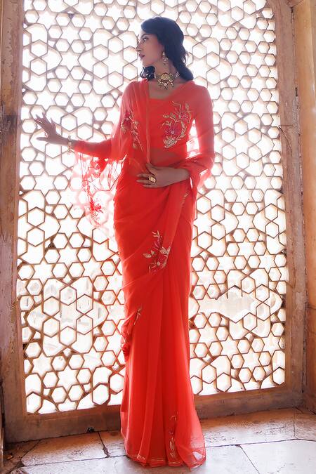 Shop Geroo Jaipur Peach Chiffon Sequins, Floral Embroidered Saree With Unstitched Blouse Piece Online at Aza Fashions Shop_Geroo Jaipur_Peach Chiffon Sequins, Floral Embroidered Saree With Unstitched Blouse Piece _Online_at_Aza_Fashions